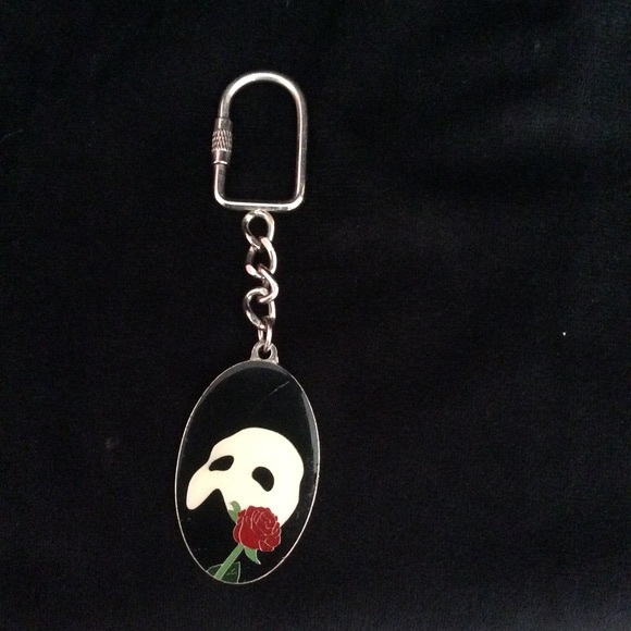 VTG 1986 Phantom of the Opera Keychain - Picture 5 of 8